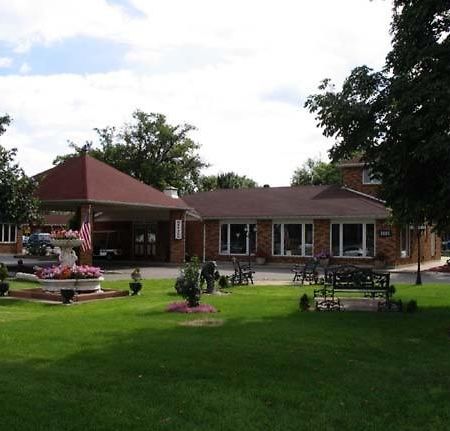 وندسور Ivy Rose Motor Inn المظهر الخارجي الصورة