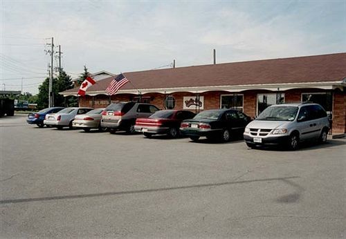 وندسور Ivy Rose Motor Inn المظهر الخارجي الصورة